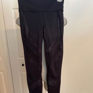 Kendall & Kylie Activewear Bottoms